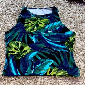 Crop top tropical pattern